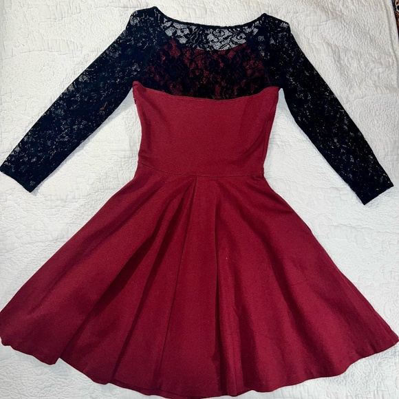 Alice by Temperley Size S burgundy and velour lace dress - Picture 1 of 8